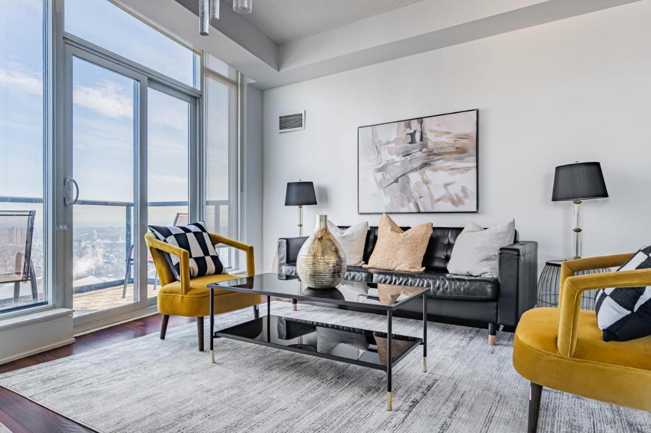 Luxury Apartments In Mississauga Exteriér fotografie